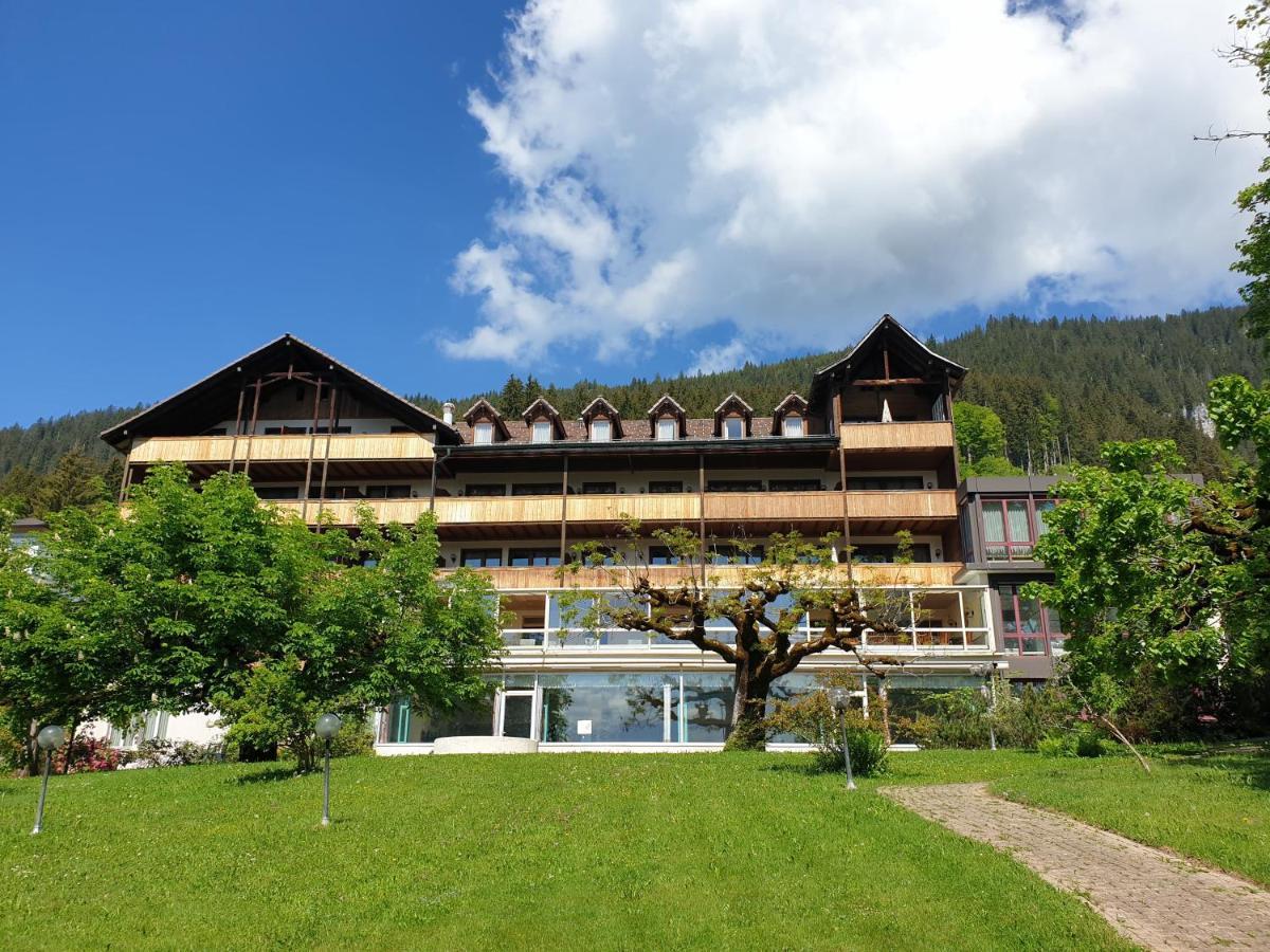 Parkhotel Beatenberg Bagian luar foto